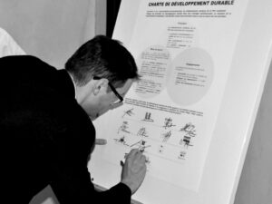 Signature de la charte FHV pour le développement durable, le 4 juillet 2011